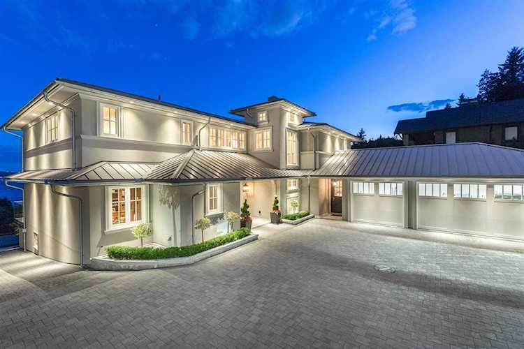 3333 Mathers Avenue West Vancouver, BC V7V 2K6