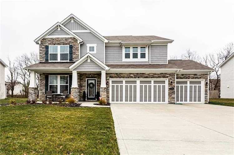 1535 Bearcub Ln Avon, IN 46123