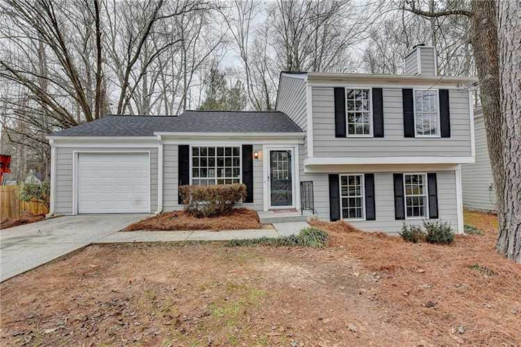 11280 Bramshill Dr Johns Creek, GA 30022