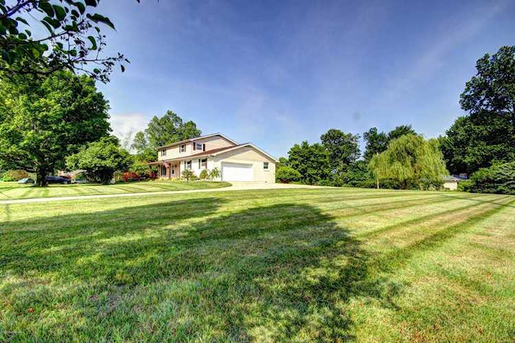 5300 Random Way Louisville, KY 40291
