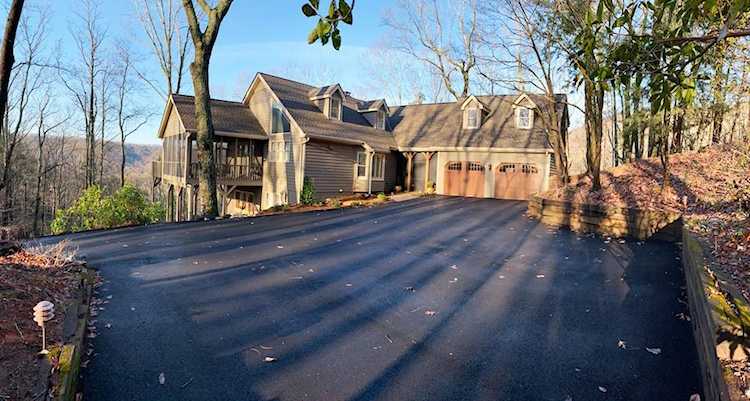 1227 Petit Ridge Dr Jasper, GA 30143