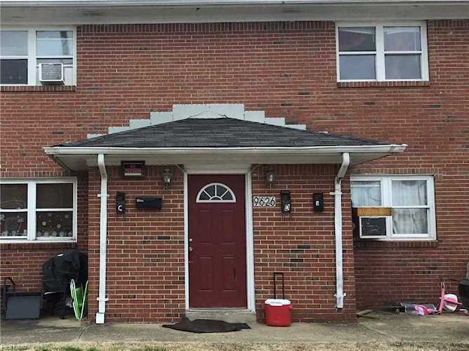 9626 10th View St #C Norfolk, VA 23503
