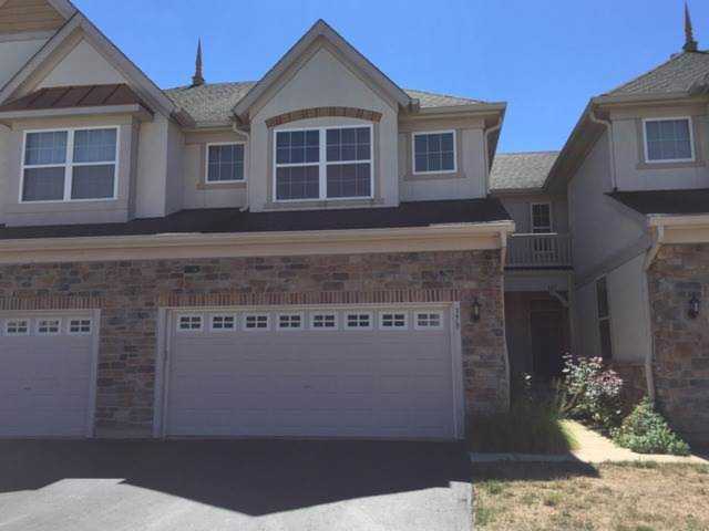 379 Shadow Creek Dr Vernon Hills, IL 60061