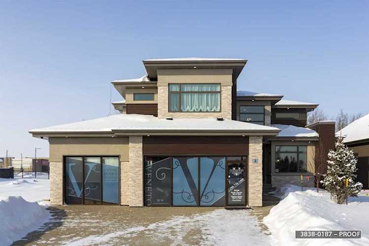 2 Easton Close St. Albert, AB T8N 3X9