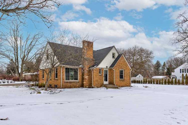 8 W 32nd St Holland, MI 49423