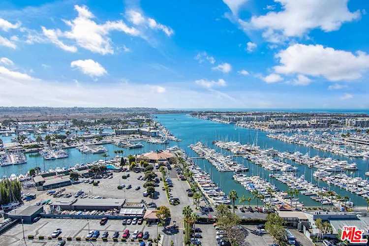 13700 Marina Pointe Drive #1112 Marina Del Rey, CA 90292
