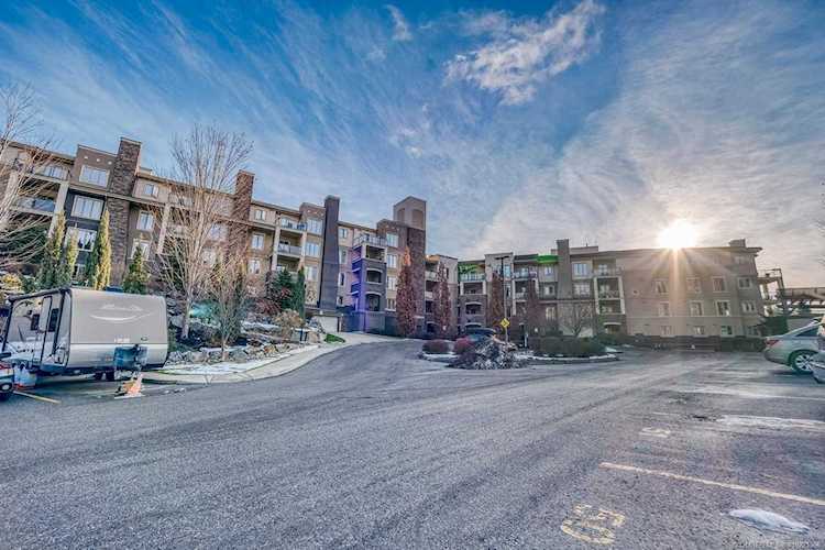 1873 Country Club Drive Kelowna, BC V1V2W6