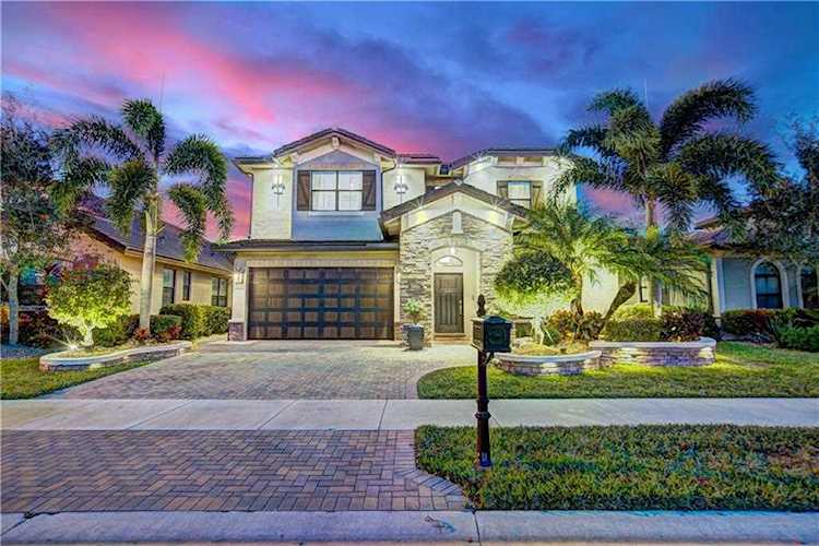 8950 Carrington Ave Parkland, FL 33076