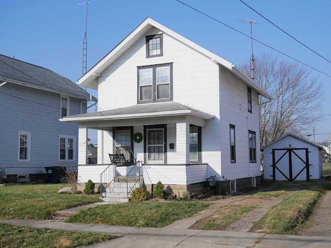 134 Riley Street Newark, OH 43055