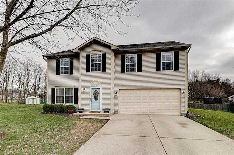 751 Shoreview Ct Franklin, IN 46131