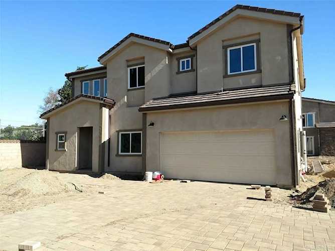 16945 W Christoff Lane Northridge, CA 91325