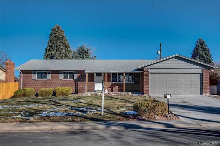 382 S Peoria Circle Aurora, CO 80012 | MLS 4042211 Photo 1