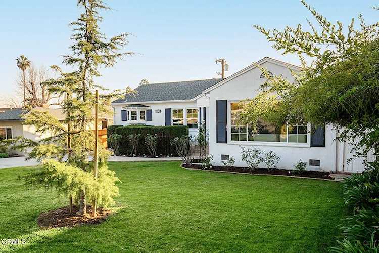 1340 Salisbury Road La Canada Flintridge, CA 91011