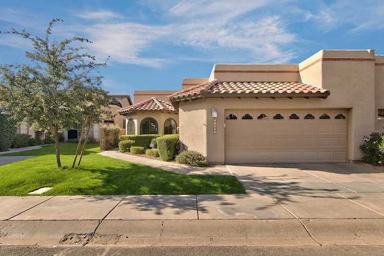 11642 N 40th Place Phoenix, AZ 85028