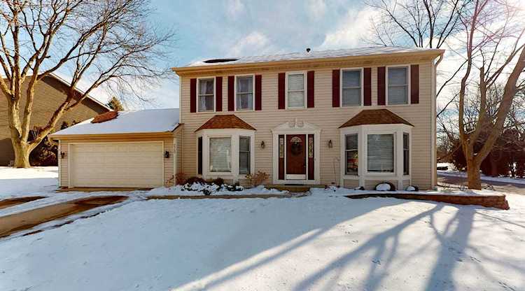 2365 Lakeside Dr Aurora, IL 60504