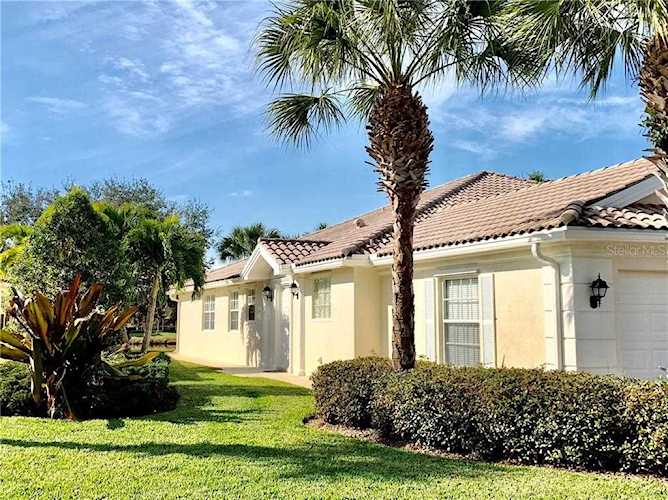 7678 Camminare Dr Sarasota, FL 34238