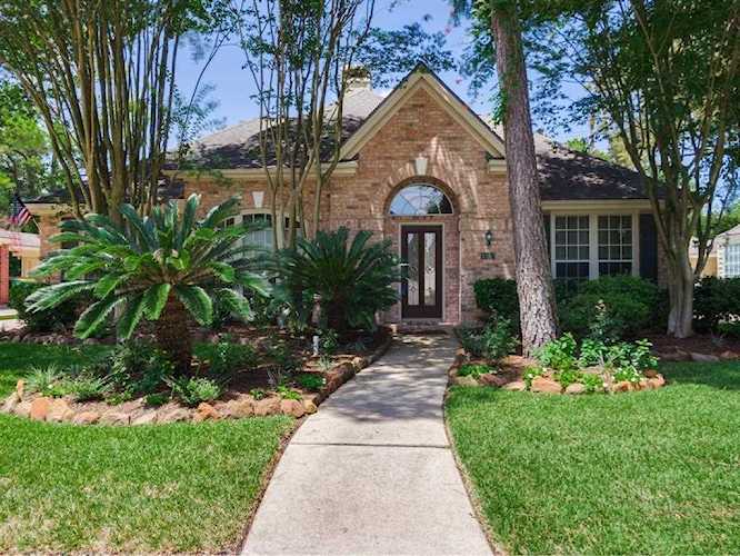 9202 Symphonic Ln Houston, TX 77040