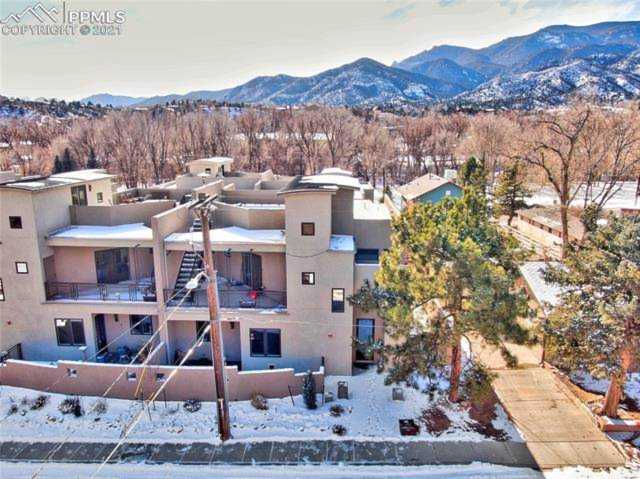117 Via San Miguel Manitou Springs, CO 80829