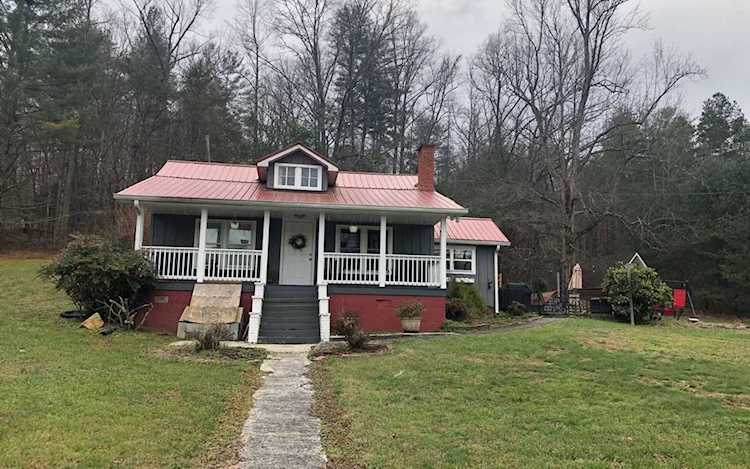 5337 Blue Ridge Hwy. Blairsville, GA 30512