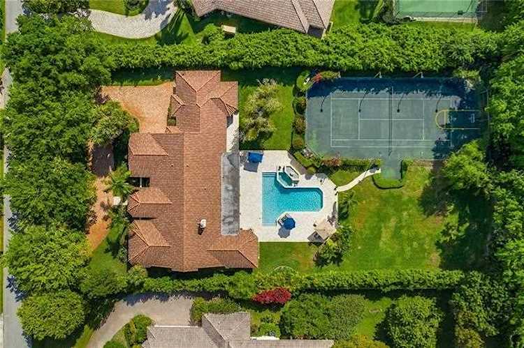 8208 Twin Lake Dr Boca Raton, FL 33496