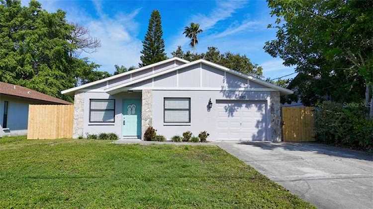 1883 Mova St Sarasota, FL 34231
