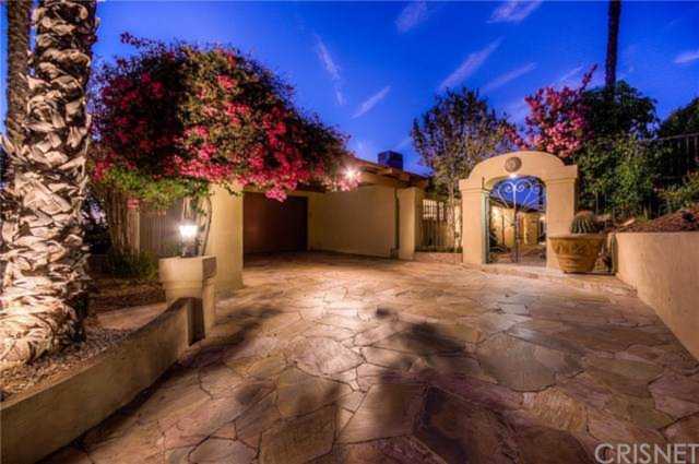 3378 Alginet Drive Encino, CA 91436
