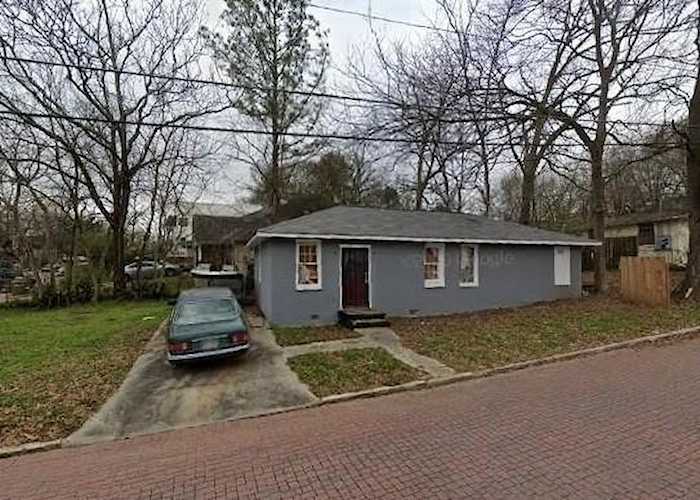 245 Tuskegee St SE Atlanta, GA 30315