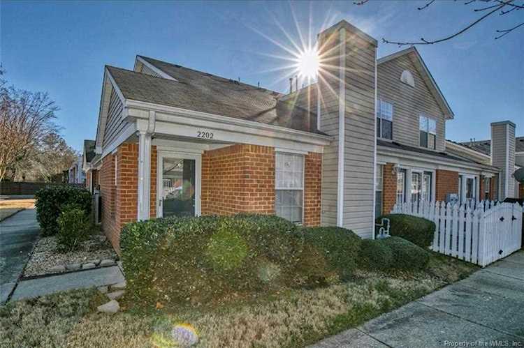 2202 Westgate Circle Williamsburg, VA 23185