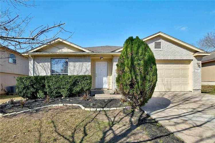338 Oxford DR Kyle, TX 78640