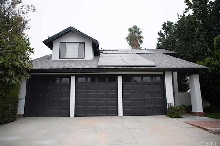 7900 Casaba Avenue Winnetka, CA 91306