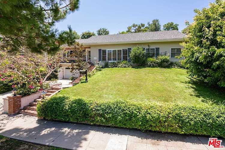 435 Dalehurst Avenue Los Angeles, CA 90024