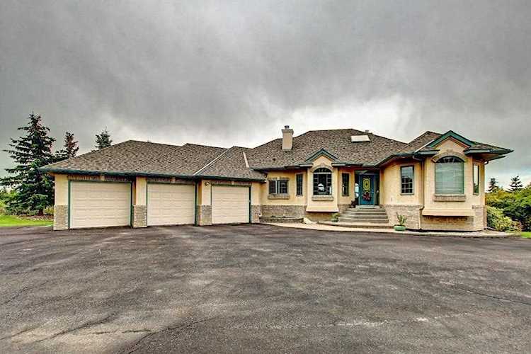 16 Escarpment Place Rural Rocky View County, AB T3Z 3M8