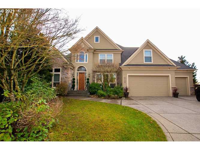 2720 NW 30th Cir Camas, WA 98607