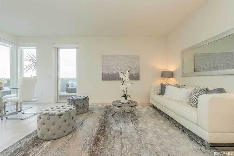 52 Innes Court #212 San Francisco, CA 94124