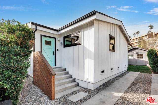 2621 Griffith Park Boulevard Los Angeles, CA 90039