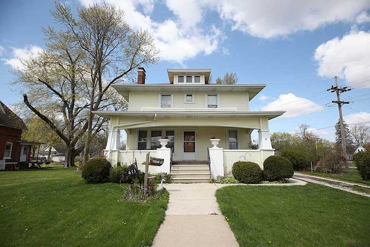 411 7th St Mazon, IL 60444