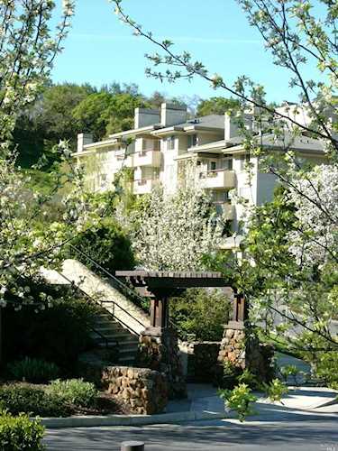 400 Deer Valley Road San Rafael, CA 94903