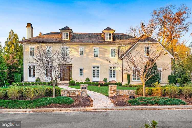 5501 York Ln Bethesda, MD 20814