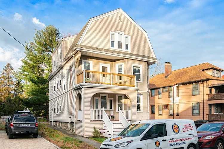 20 Seymour St #2 Winthrop, MA 02152