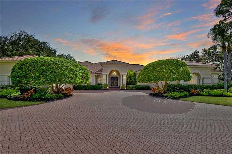 597 N Macewen Dr Osprey, FL 34229