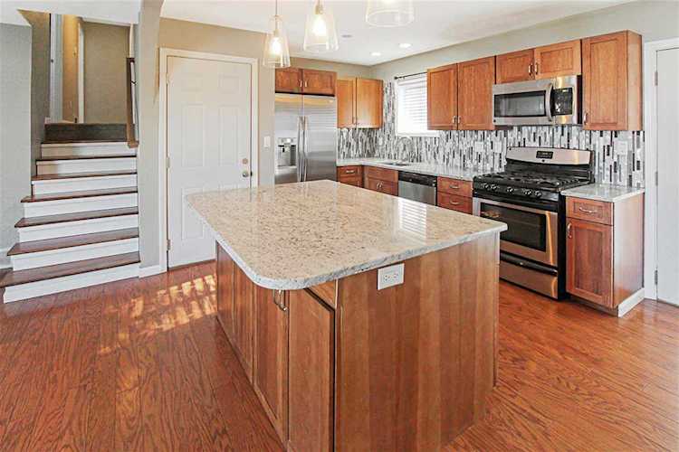1519 SW 3rd Ave Minot, ND 58701
