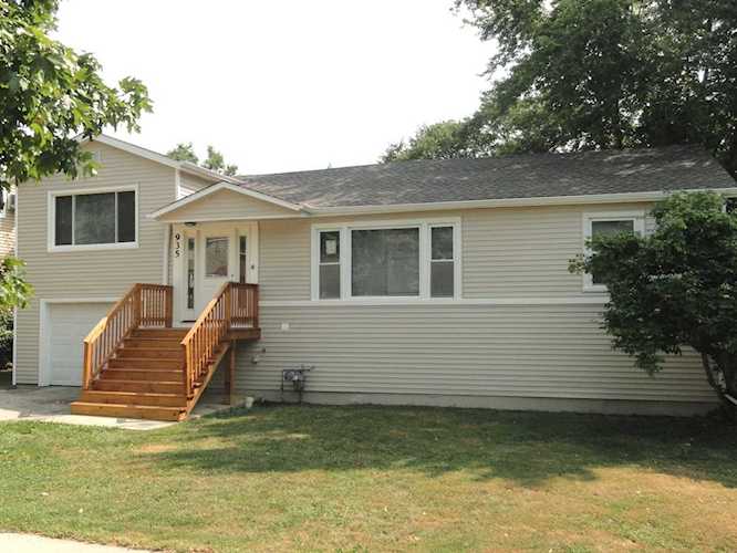 935 S Lombard Ave Lombard, IL 60148