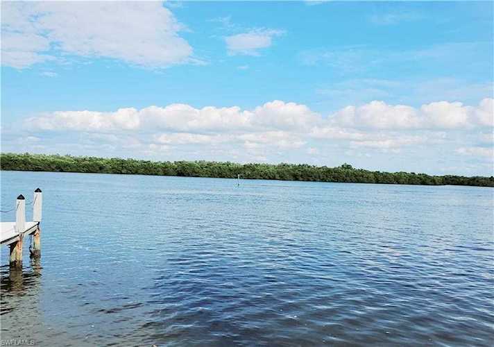 540 Randy Ln Fort Myers Beach, FL 33931