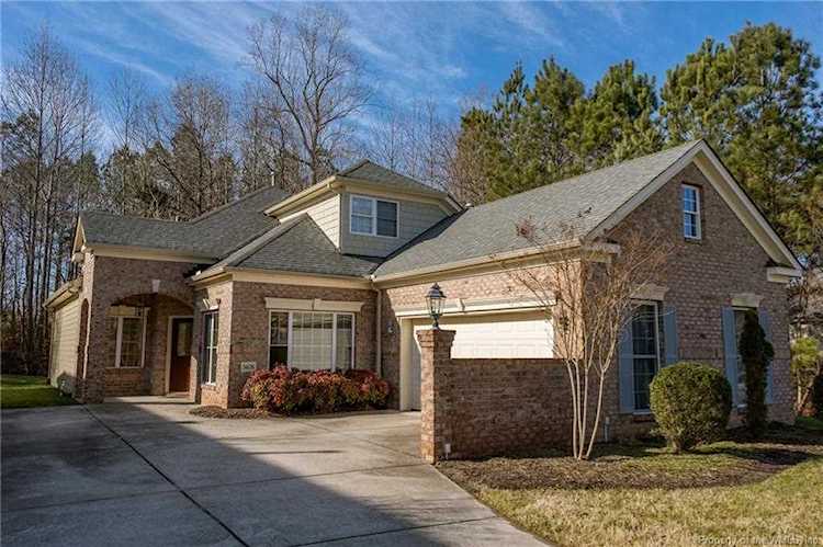 5676 Villa Green Dr Providence Forge, VA 23140