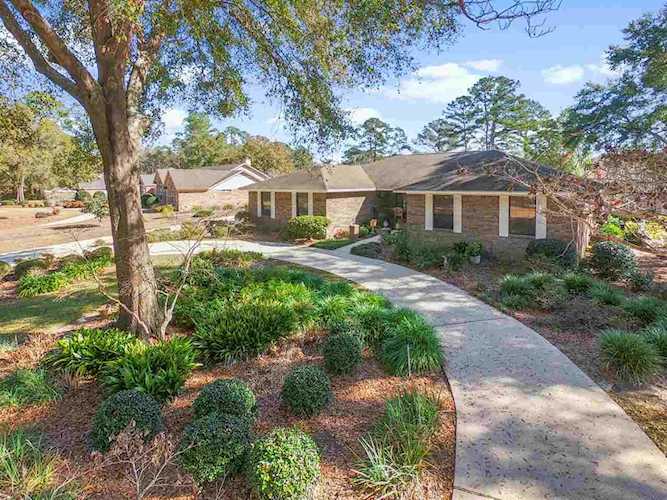 4033 Kilmartin Dr Tallahassee, FL 32309