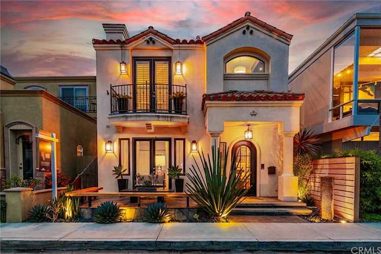 5576 E Saint Irmo Walk Long Beach, CA 90803
