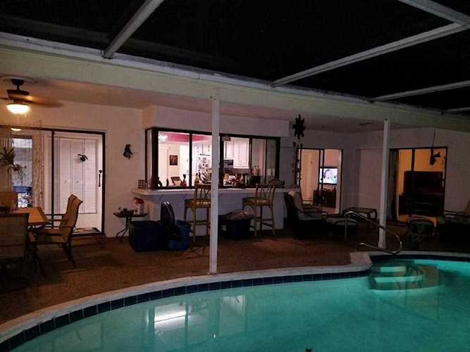10324 NW 3rd St Plantation, FL 33324