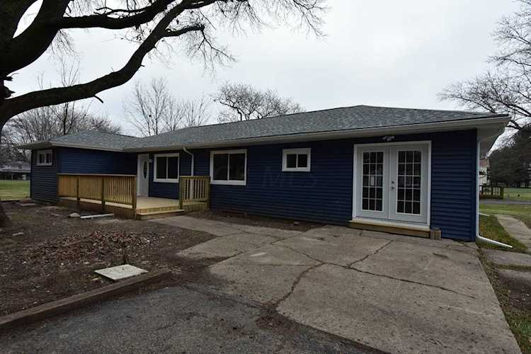 69 5th Avenue Etna, OH 43062