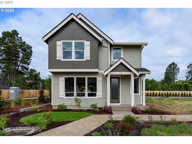 579 NW Adams Ave Hillsboro, OR 97124