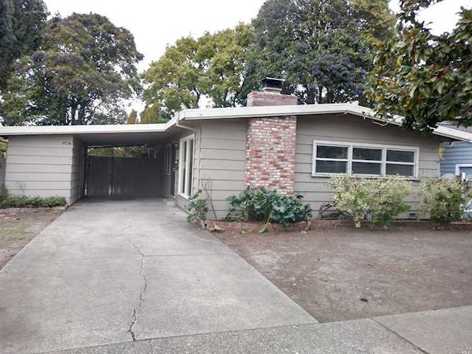3467 Spring Creek Drive Santa Rosa, CA 95405